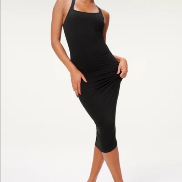 Good American NWT Midi‎ Scoop Neck Fitted Dress Size 0 Black - Picture 1 of 8